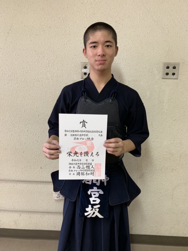 1F27E117-37DD-4223-8844-DCF530A6950D